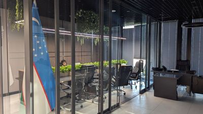Аренда офис Nest One, 18 етаж, 121кв. Евроремонт с мебел и техника