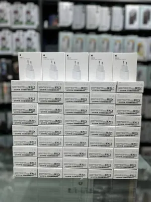 Apple Adapter 20w and Usb-C IPhone 15/16 Series