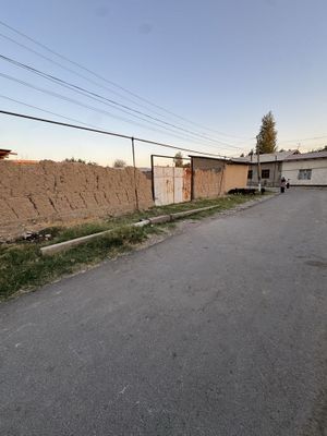 Ko`ksaroy xududi Qoraburik MFY Chinor 7-berk ko`chasi 28 uy