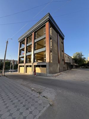 Срочно Продается Не Жилой Здания Документ кадастр есть Под ключ