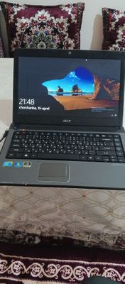 Noutbuk Aser .inter core i5.Ozu 4gb.ssd128gb sotiladi