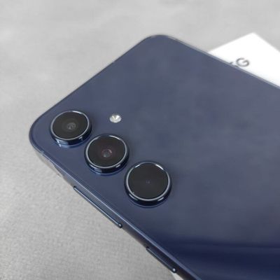 Продам Samsung A55 в отличном состоянии