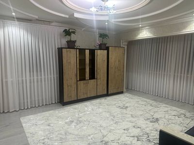 Юнусабад-4 квартал 2/2/4 с ремонтом мебель техника Автосалон