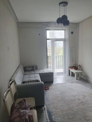 Yakkasaroy ijara oila yoki studentlarga