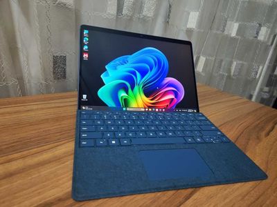 Microsoft Surface Pro 11