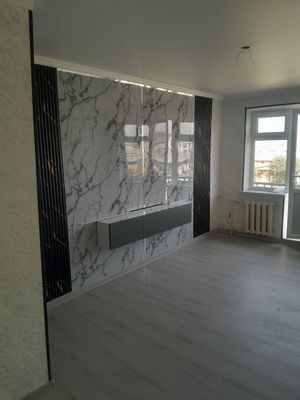 1 xonali kvartira sotiladi 4 qavatda
