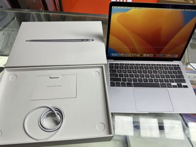 Macbook Air M1 8/256GB 93%