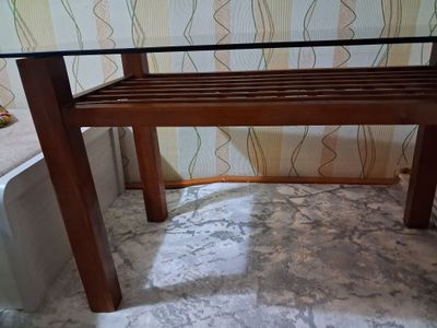 Продается кухонный стол ,Oshxona stoli sotiladi