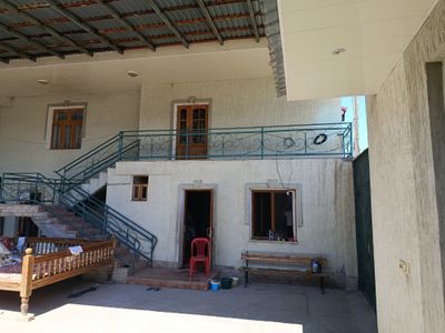продам дом 4.2 сотка 8 комнат . 1.5 этажный