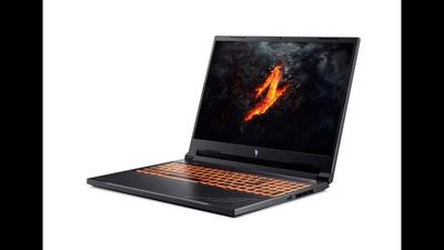 Игровой ноутбук Acer Nitro V16 16-41-R584