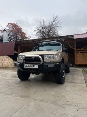 Toyota Land Cruiser 80