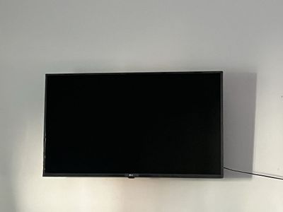 LG smart tv телевизор 43дюйм холати йенги