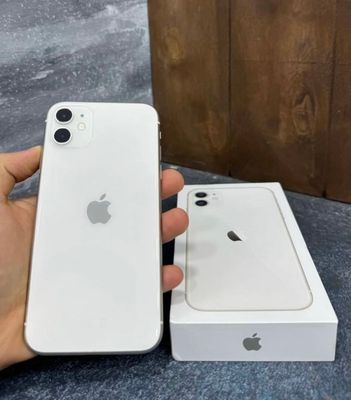 iPhone 11 White