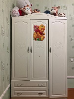 Детский шкаф и кровать
