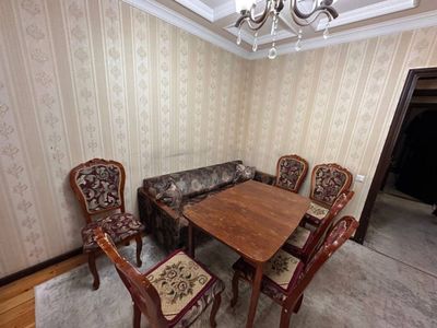 Срочна куханная мебел сотаман диван, стол, стуллар