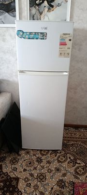 Срочно продаётся холодильник artel
