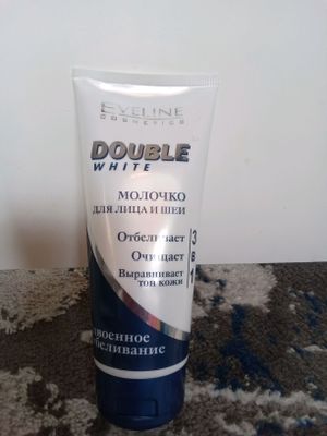 Yuzni oqartiruvchi Double White kremi