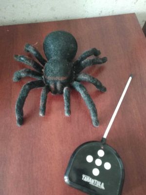 Игрушка Tarantula радиоуправляемый Паук ,работает отлично.