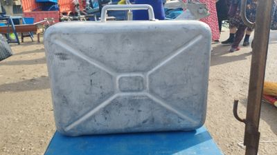 narxi 200 000 soʻm kelishamiz
