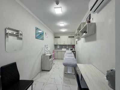 Аренда помещения, между метро Ойбек и Жемчуг посольство, 164м2