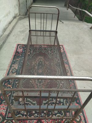 Продается железная кровать