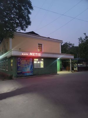 Kafe Metis Xamma shart sharoitlari bor