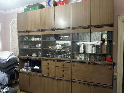 Продам стенку состояние нормальное.