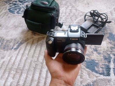 Canon sotiladi xali ishlatilmagan yangi