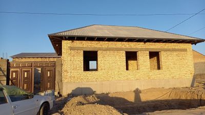 Farhod massivida Hovli sotiladi
