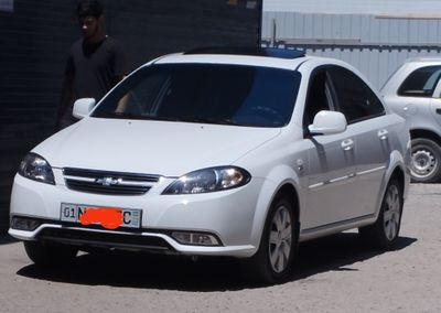 Jentra 2019 yil ishlab chiqarilgan sotiladi.