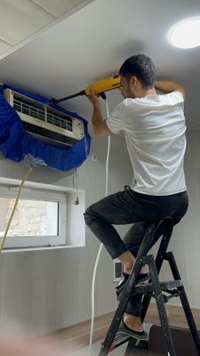 Konditsioner remont freon Zapraka Установка