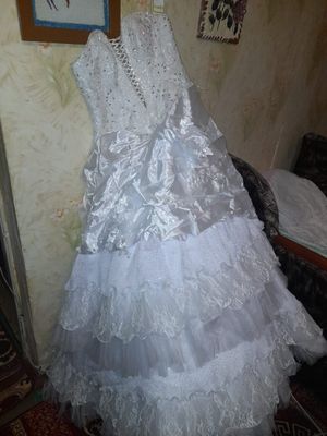 Продаю новые свадебные платья. Янги кийилмаган келин кўйлак сотилади