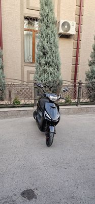 Skuter Bikeland RS-Z 2 sotiladi xolati ideal