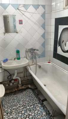 Qoraqamish Fargʻona makro 1 xona 250 y.e