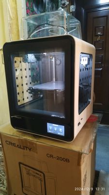 Продам 3D принтер Creality CR200B