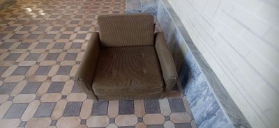 Кресло +кроват сотилади