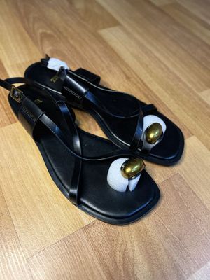 Женские босоножки Zara