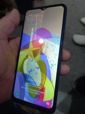 A12 samsung ideal holati yangi tiniq 32GB hotira sim karta imey bo'gan