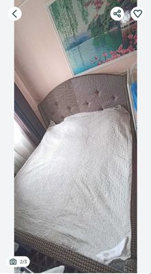 продаётся большая кровать