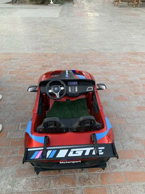 Bmw m8 bolalar mashinasi