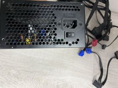 Blok pitaniya/ блок питания 600w