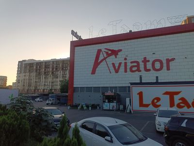 karobga xolda 37 kvadrat ofis yoki doʻkon uchun