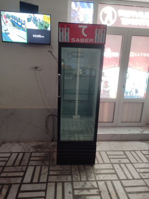 Vetrina haladilnik 3 milyon