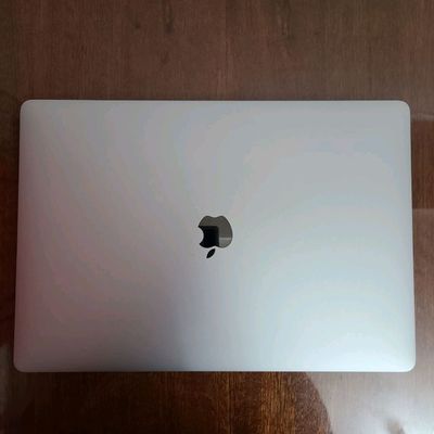 MacBook pro 2019 16inch 32/512GB 595