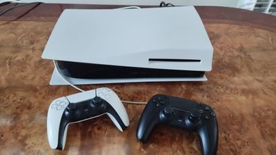Продам Playstation 5