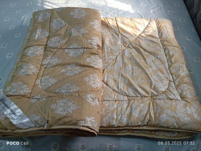Продаётся срочно двухспальное одеяло новое. Киргили