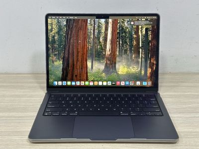 Macbook air m2 ideal yengi dey 28cikl