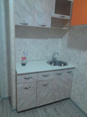 Аренда метро чилонзор 16 квартил 3/3/9 ойила 500$