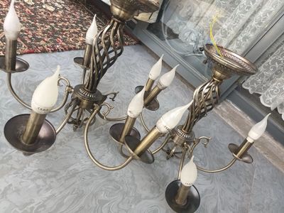 Люстры 2 штуки (продажа без лампочек)