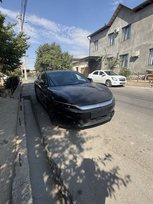 BYD han 2025 yil